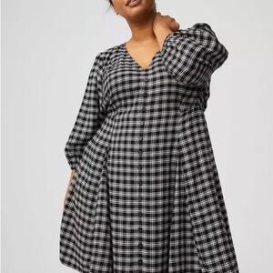 Torrid Black and White Plaid Long Sleeve Dress